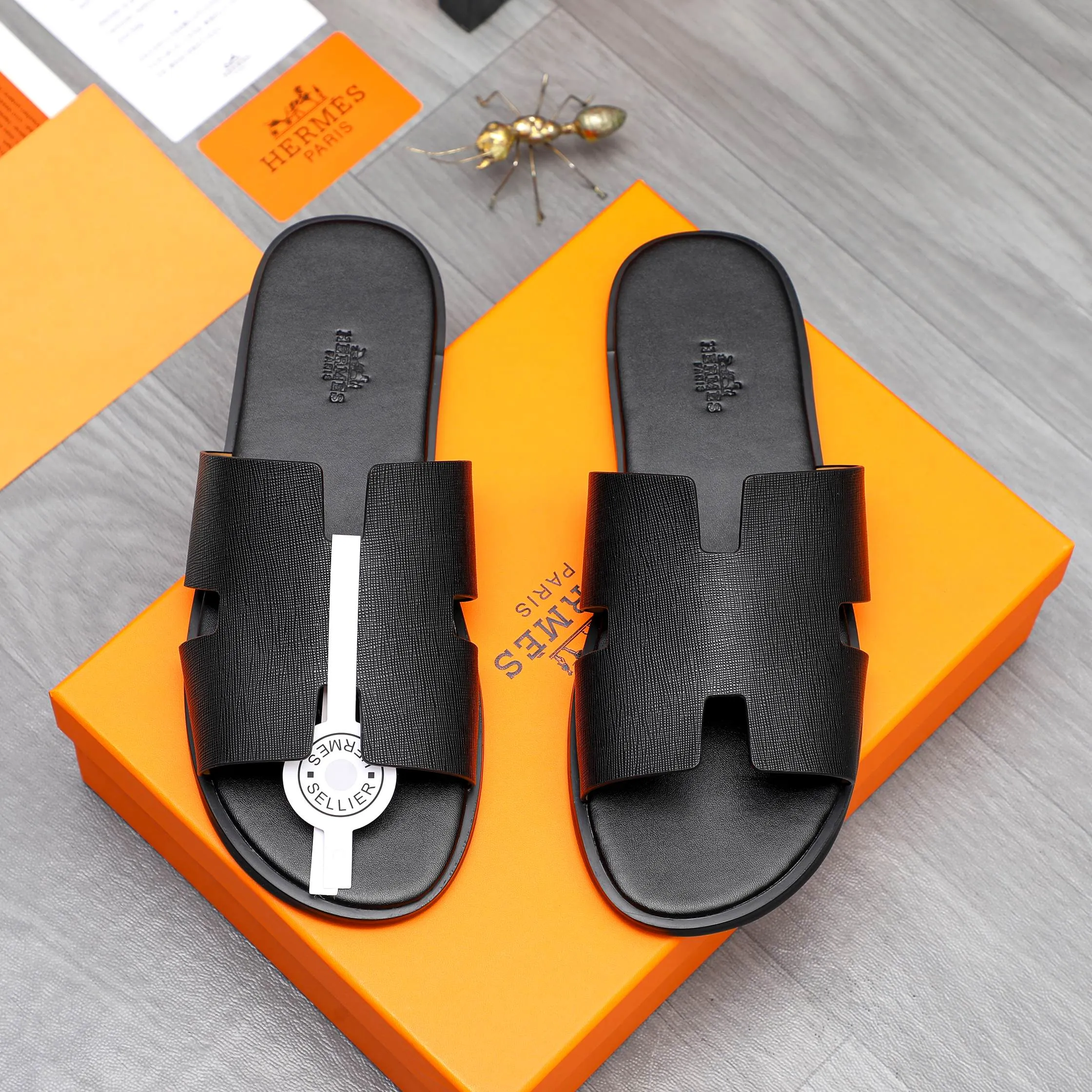 Men's shoes 💰280 Product trademark: Hermes "Hermes" slippers Regular size: 38-46 Product material: vertical grain cowhide upper, microfiber lining, original outsole